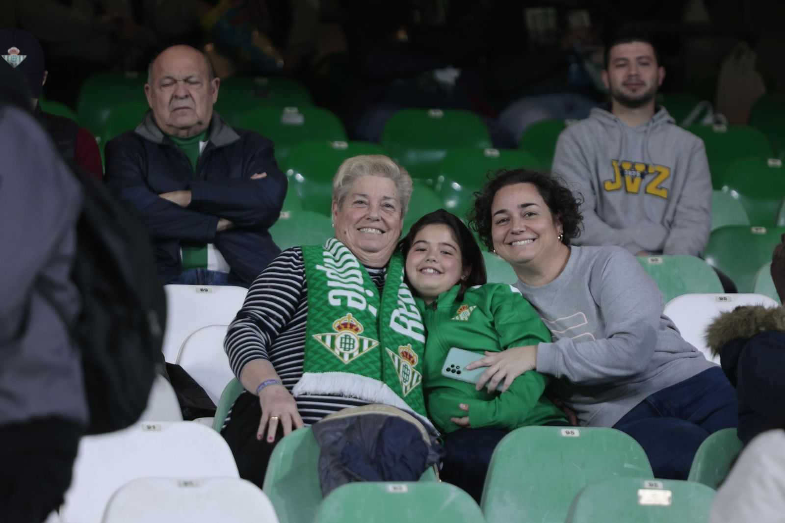 Búscate en las gradas del Villamarín