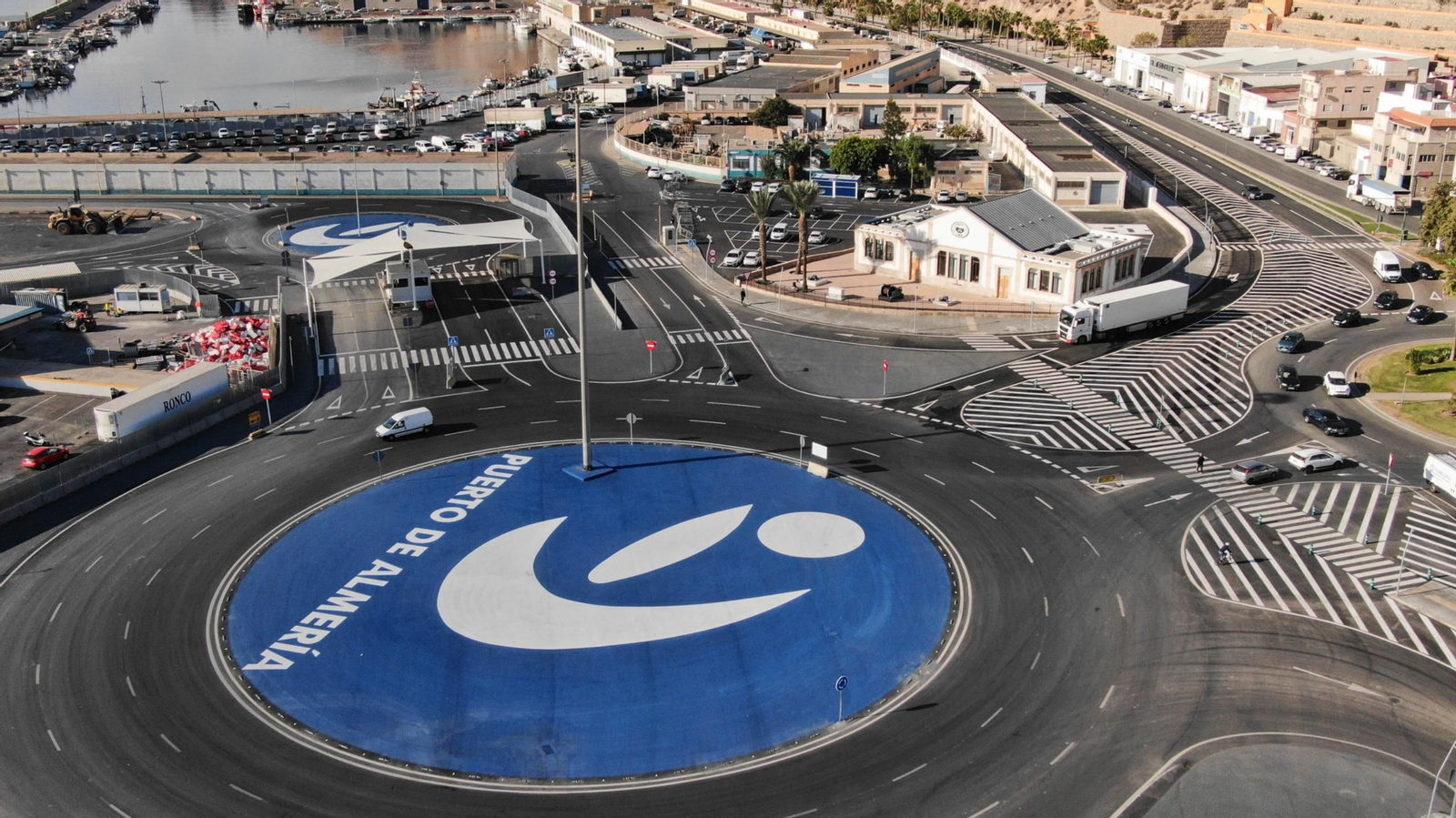 Vista área del nuevo acceso directo al Puerto y la reordenación hecha.