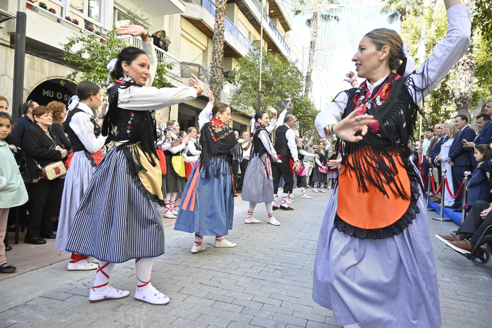Las mejores mágenes del "II Encuentro de Danzas y Folclore Tradicional" de la provincia de Huelva
