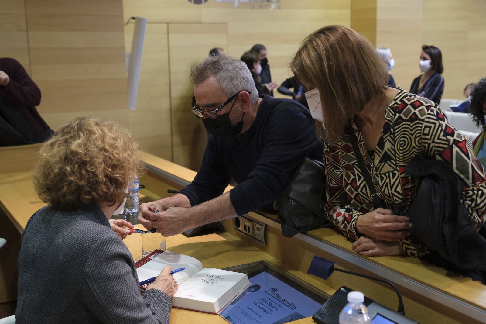 Fotogalería Diario de los Libros, con Julia Navarro. Almería