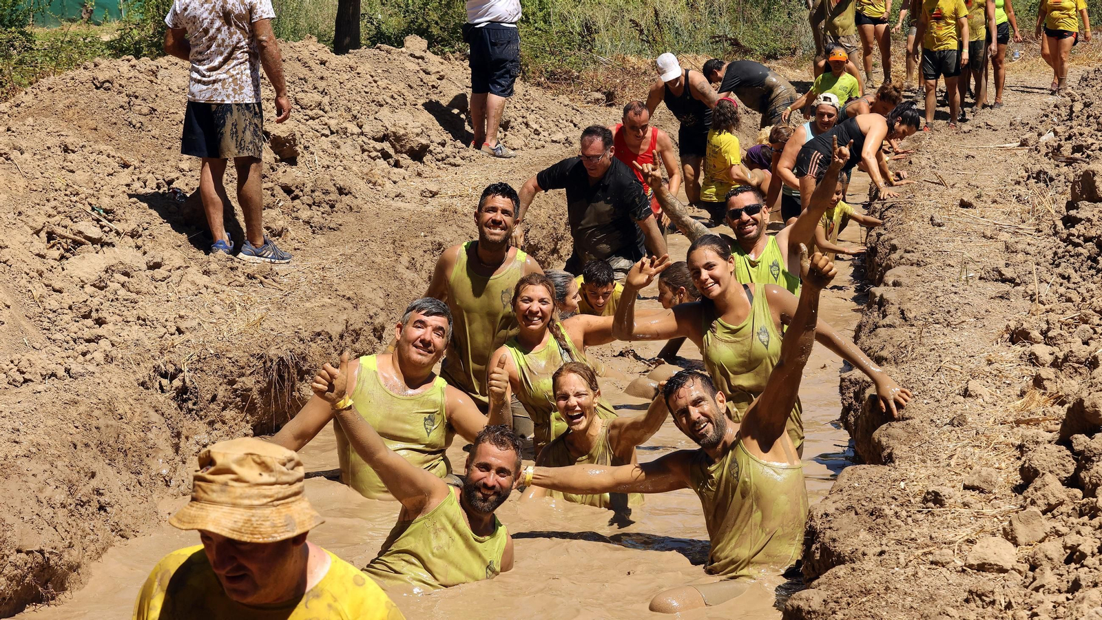 Búscate en la VII Carrera del Barro en La Barca