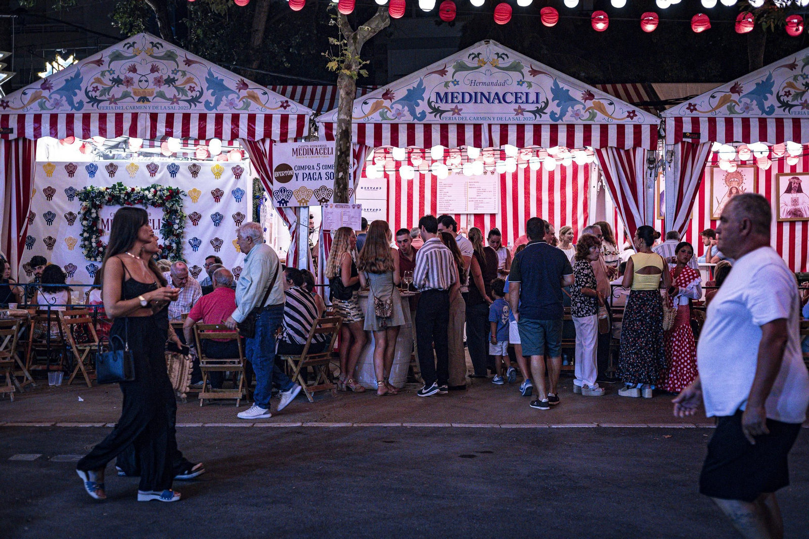 Búscate en las imágenes del jueves de la Feria del Carmen y de la Sal 2025 en San Fernando