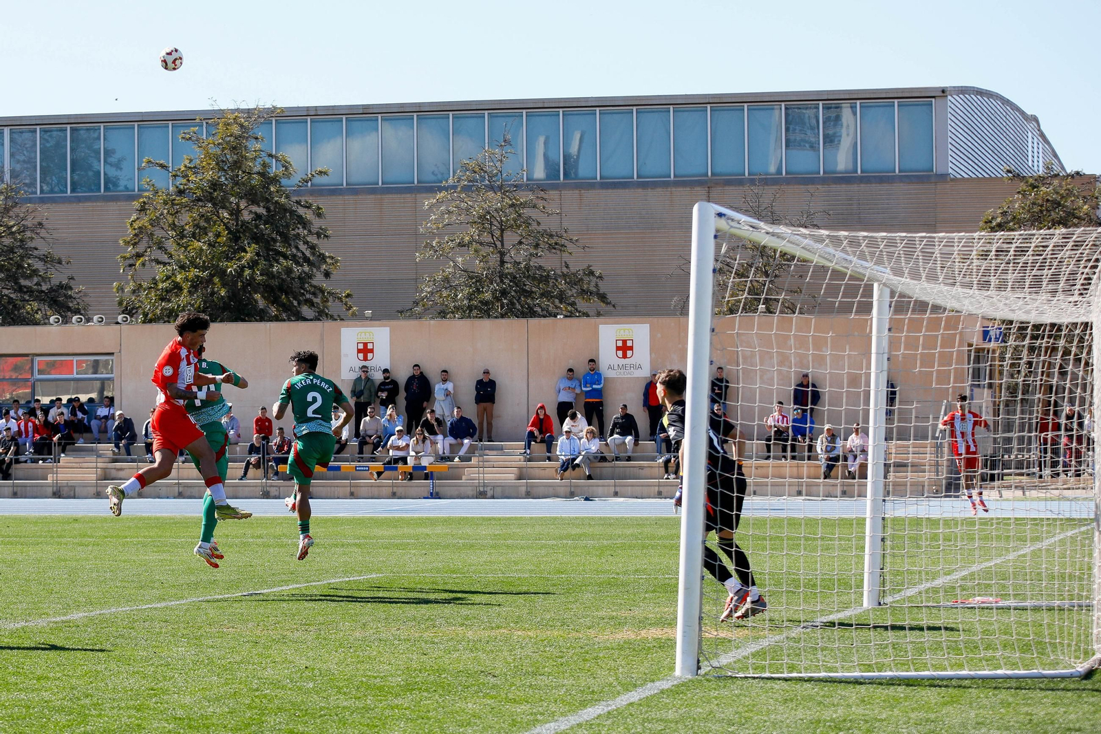 Las imágenes de Segunda RFEF entre Almeria B y recreativo de Granada