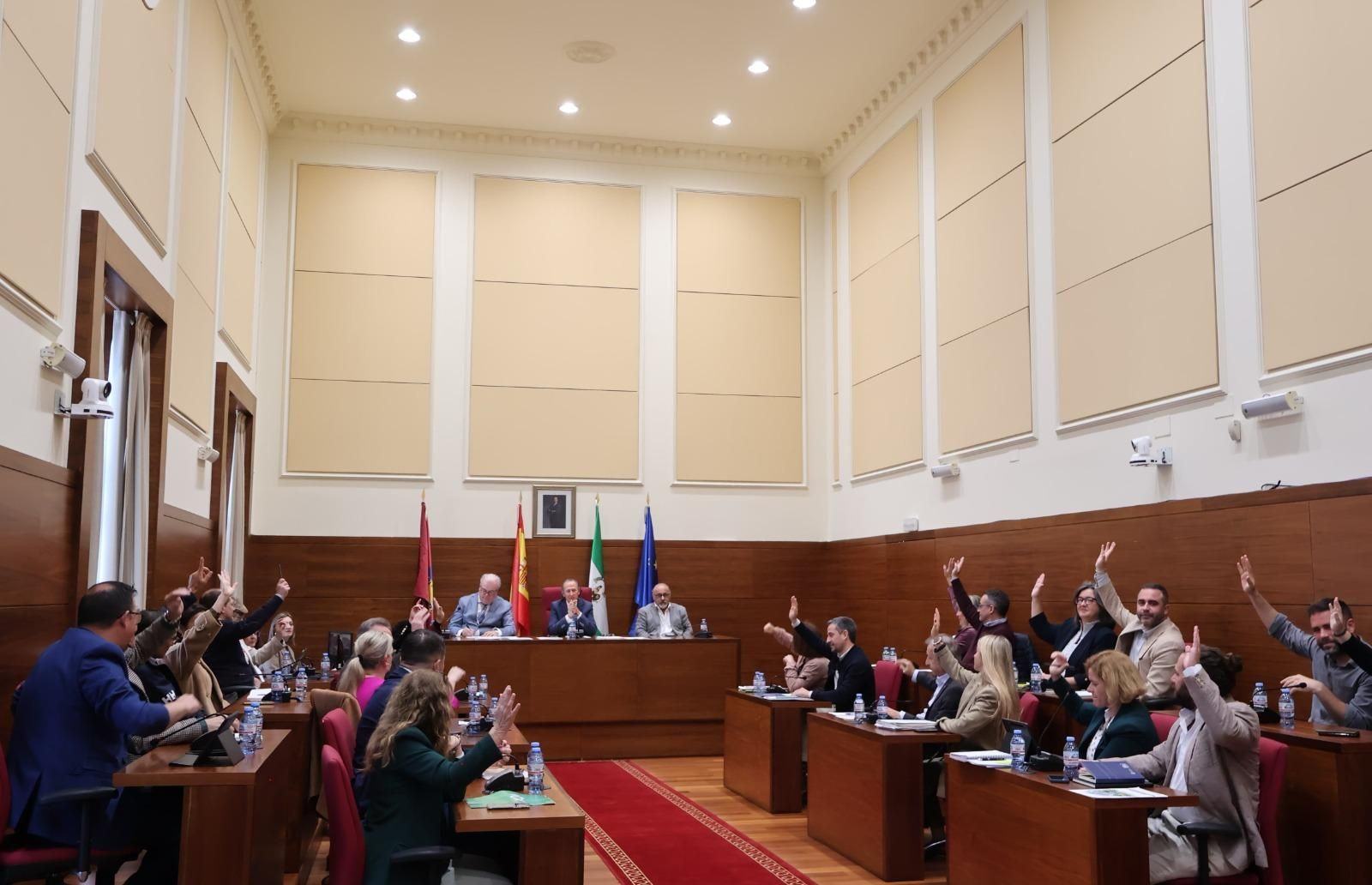 Todos los miembros de la Corporación Municipal apoyaron la propuesta.