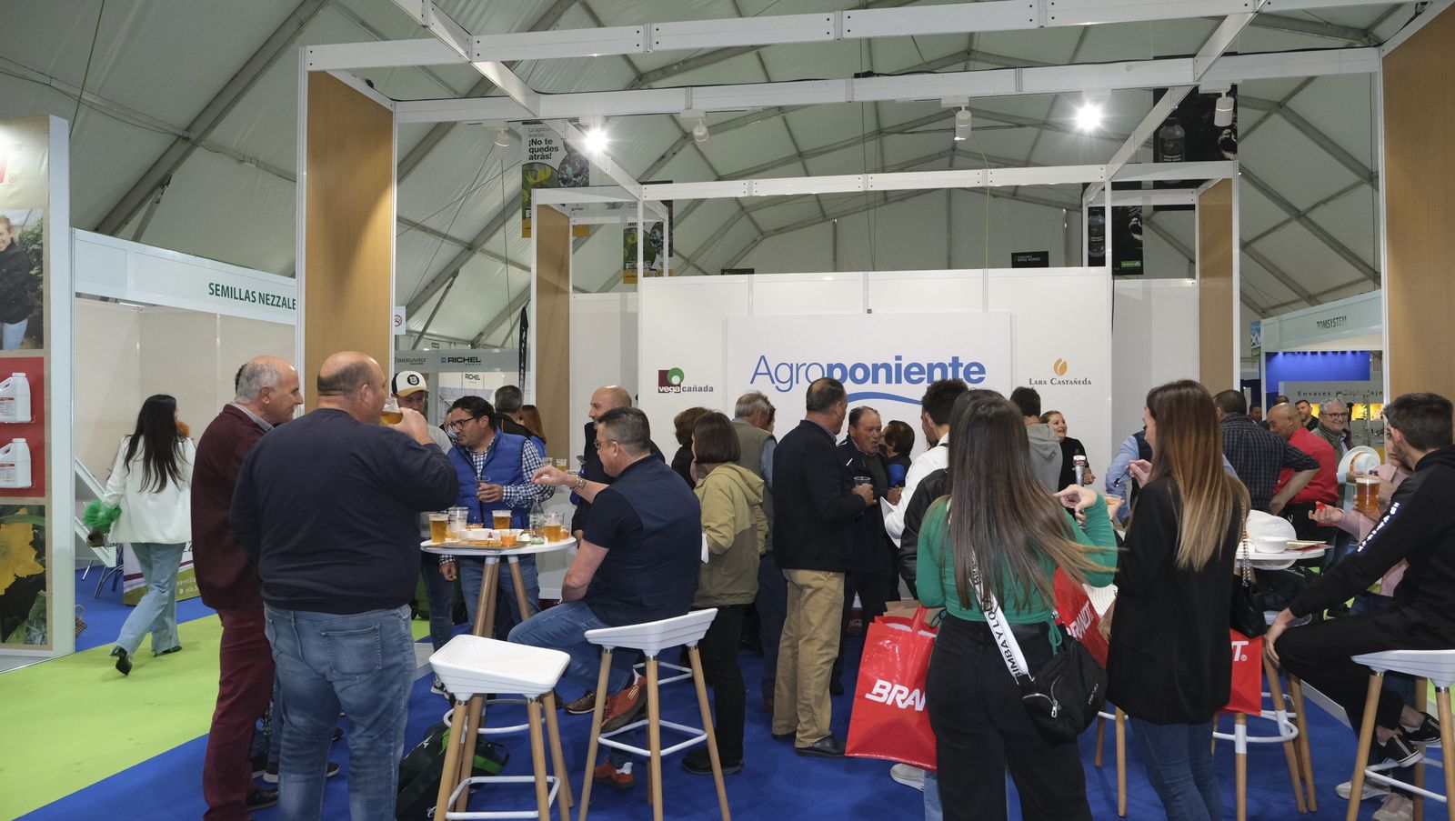 Imágenes del primer día de Expolevante Níjar.
