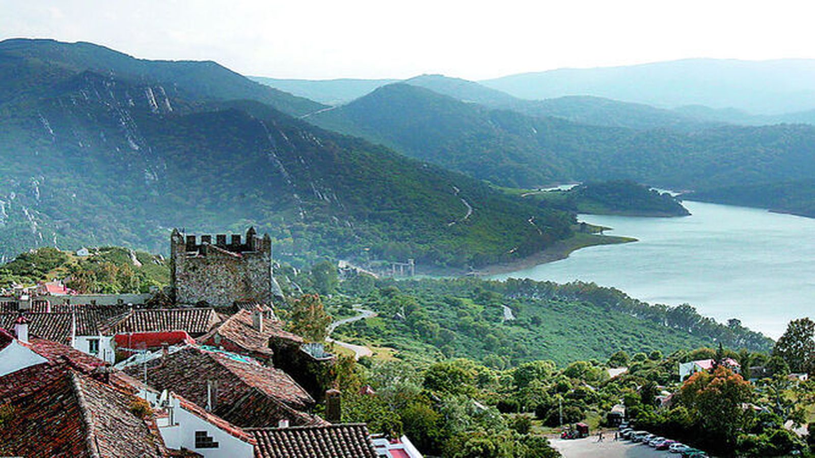 Una vista panorámica del Castillo de Castellar.