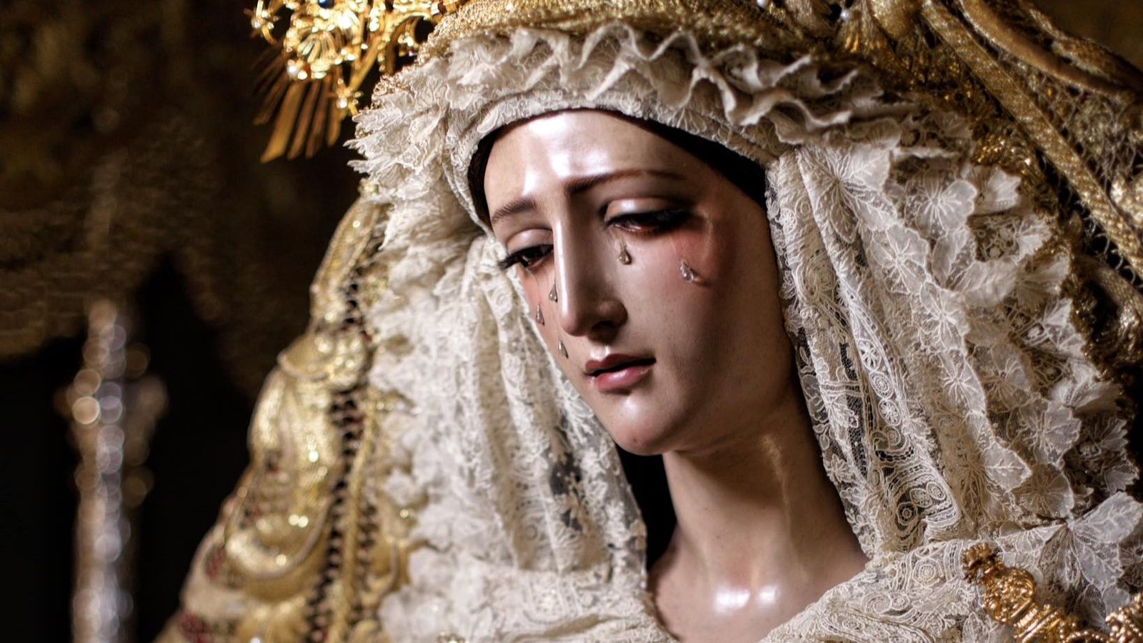 Fotogalería ‘Granada bajo palio’ 2025: Nuestra Señora del Rosario en sus Misterios Dolorosos