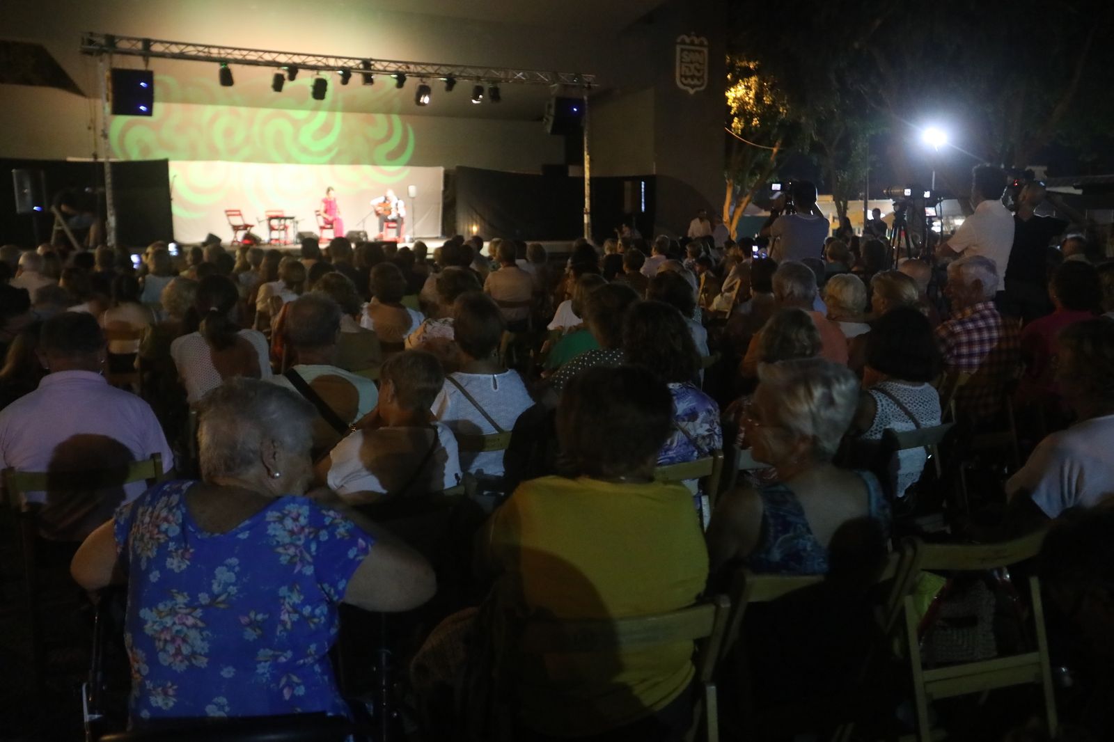 La noche flamenca en el Parque de San Fernando, en imágenes