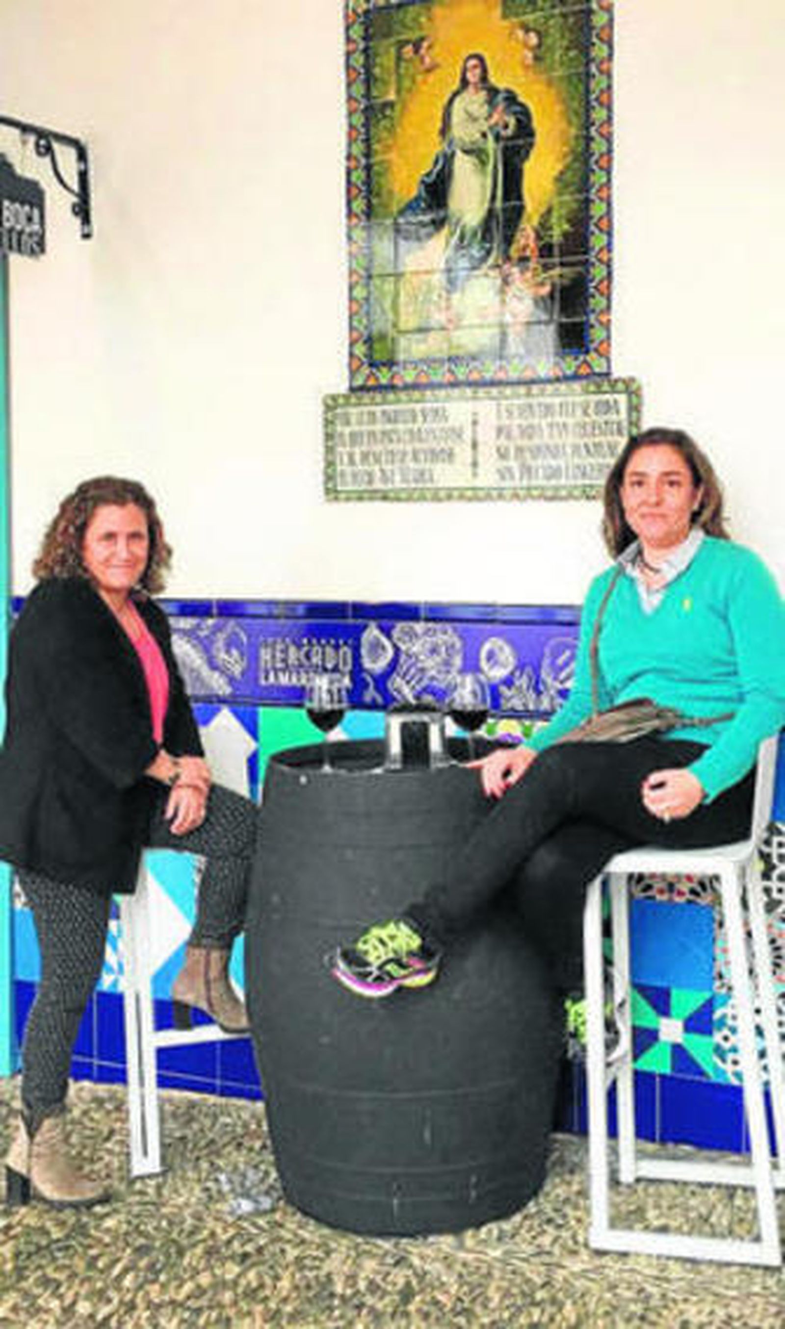 Susana Muñoz y Paloma Ripollés, en Los Patios de la Marquesa.