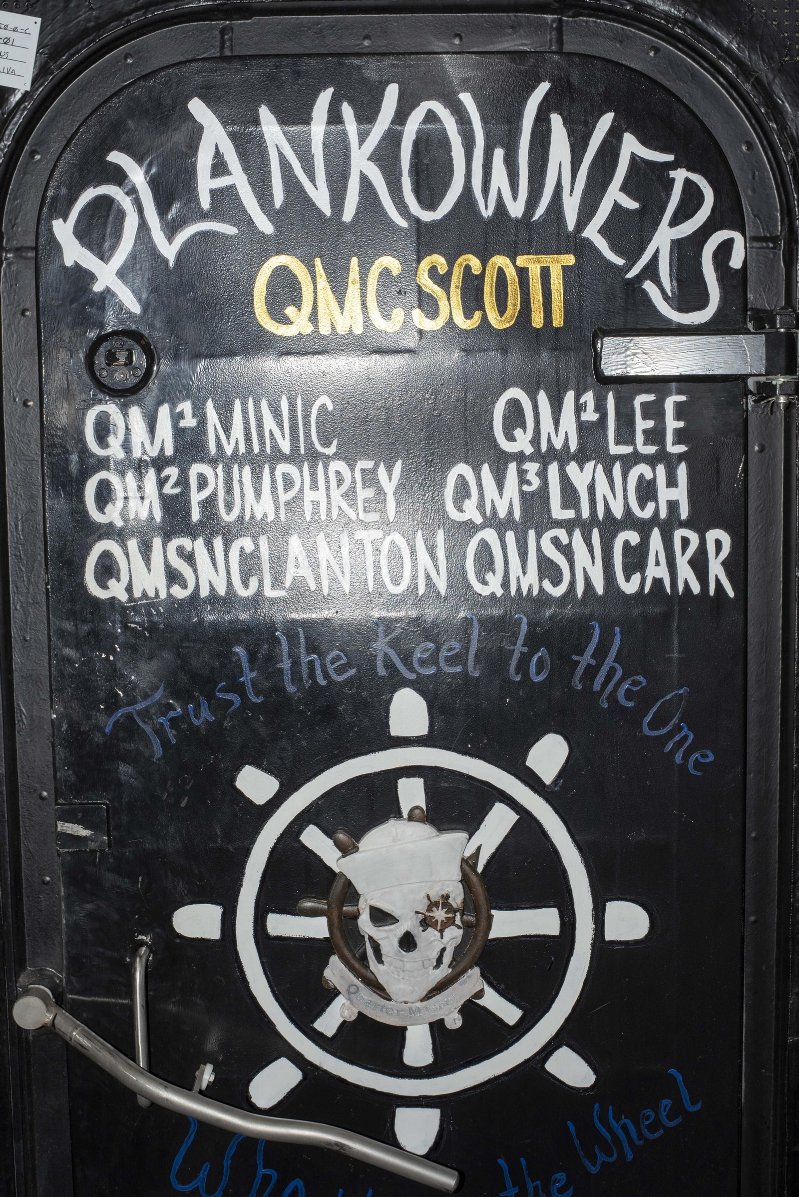 Las imágenes del 'USS Paul Ignatius', el nuevo buque del escudo antimisiles que ya está en la Base de Rota