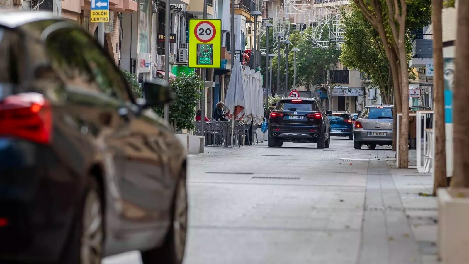 Tráfico en el centro de Huelva.