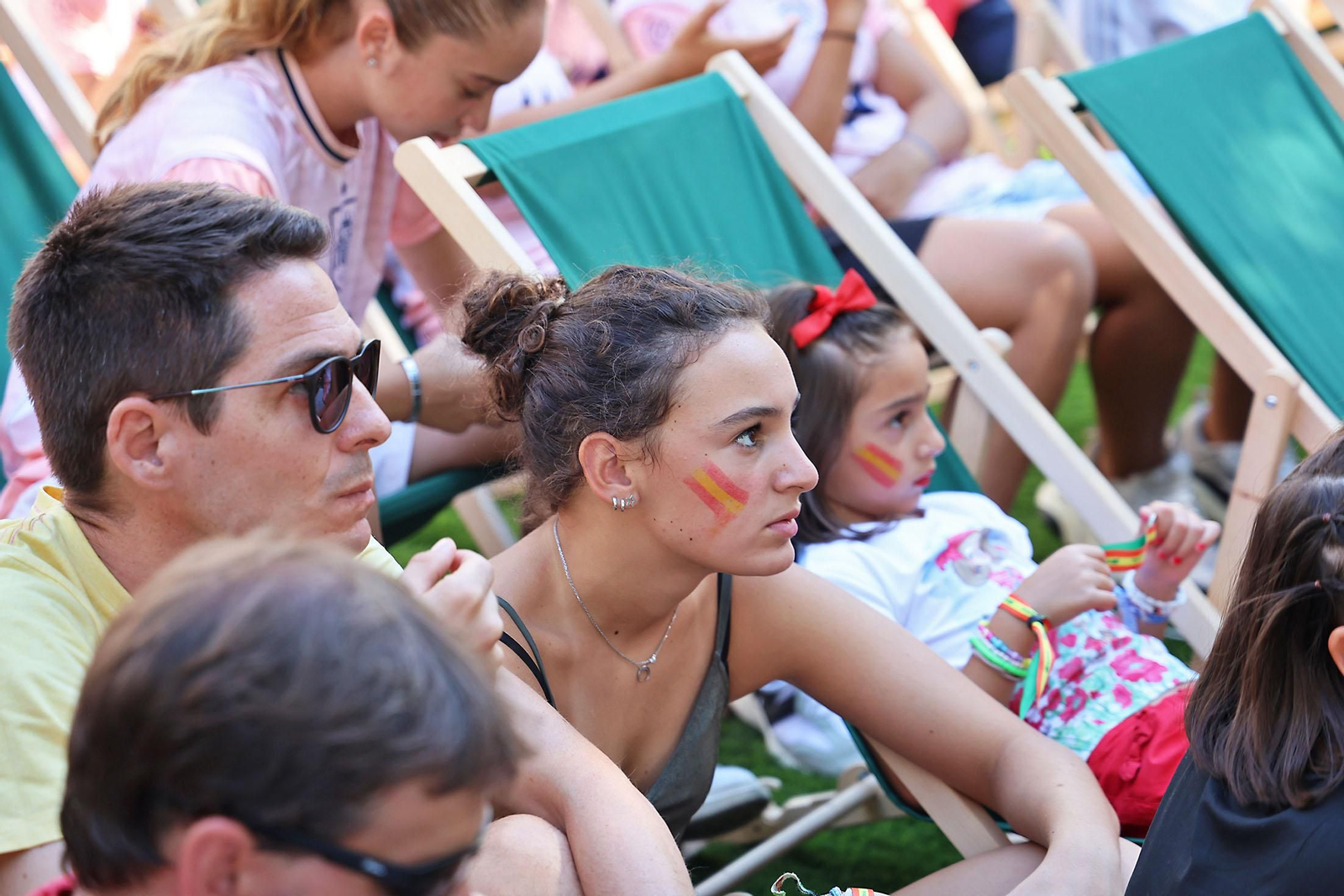 Imágenes de la Fan zone en Huelva de la Final de la Eurocopa entre Inglaterra y España Imágenes de la Fan zone en Huelva de la Final de la Eurocopa entre Inglaterra y España