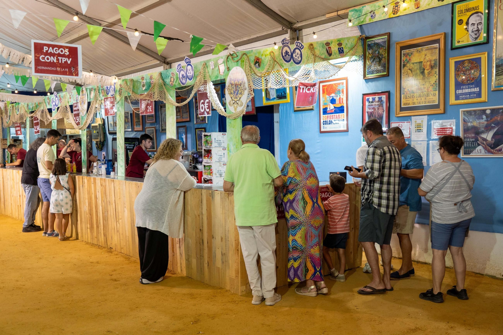 Colombinas 2025: Imágenes del ambiente el viernes 1 de agosto en las Fiestas Colombinas
