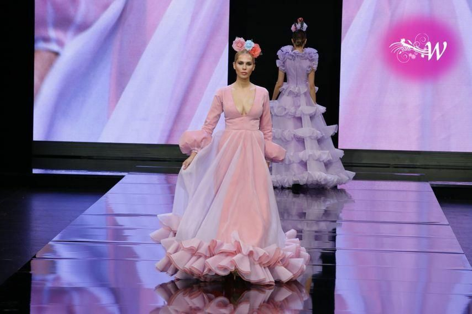 Cristo Báñez vuelve a SIMOF para presentar su colección de flamenca 2020, todas las fotos