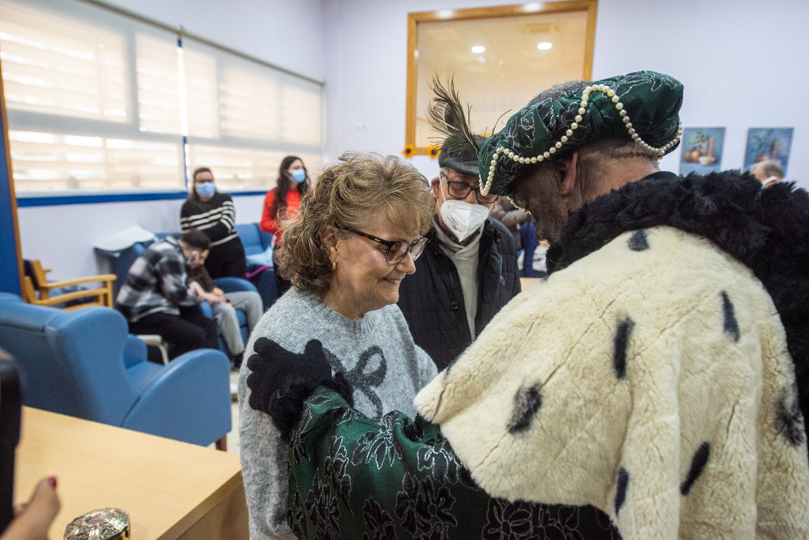 La visita de los Reyes Magos a la asociacion San Rafael de Alzheimer