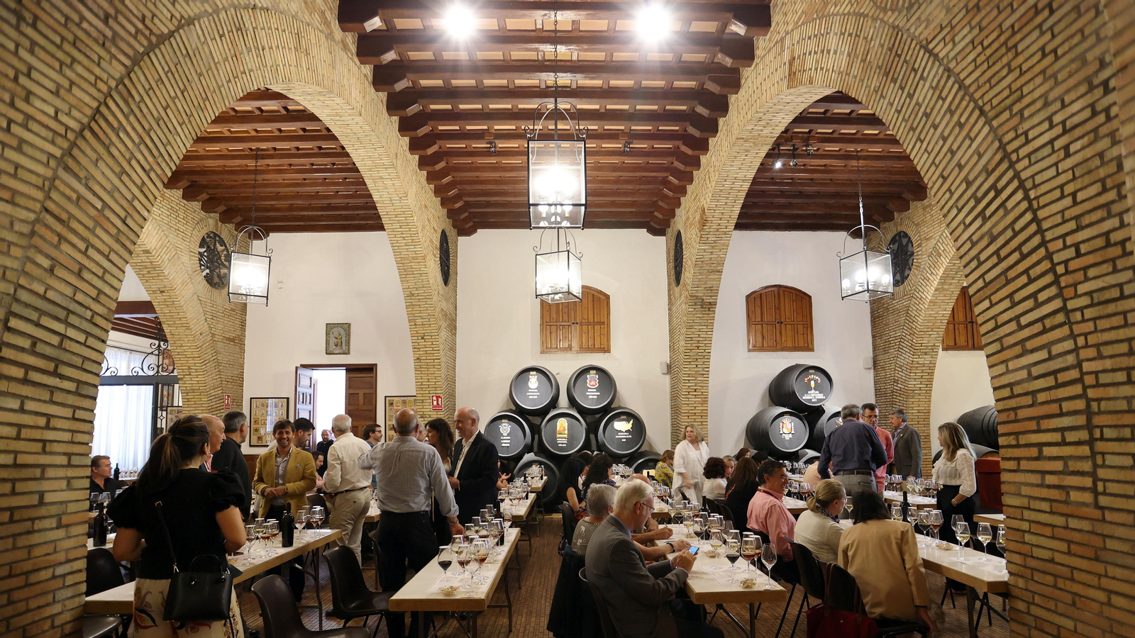 Cata taller de vinos de Jerez en el Consejo Regulador Cata taller de vinos de Jerez en el Consejo Regulador