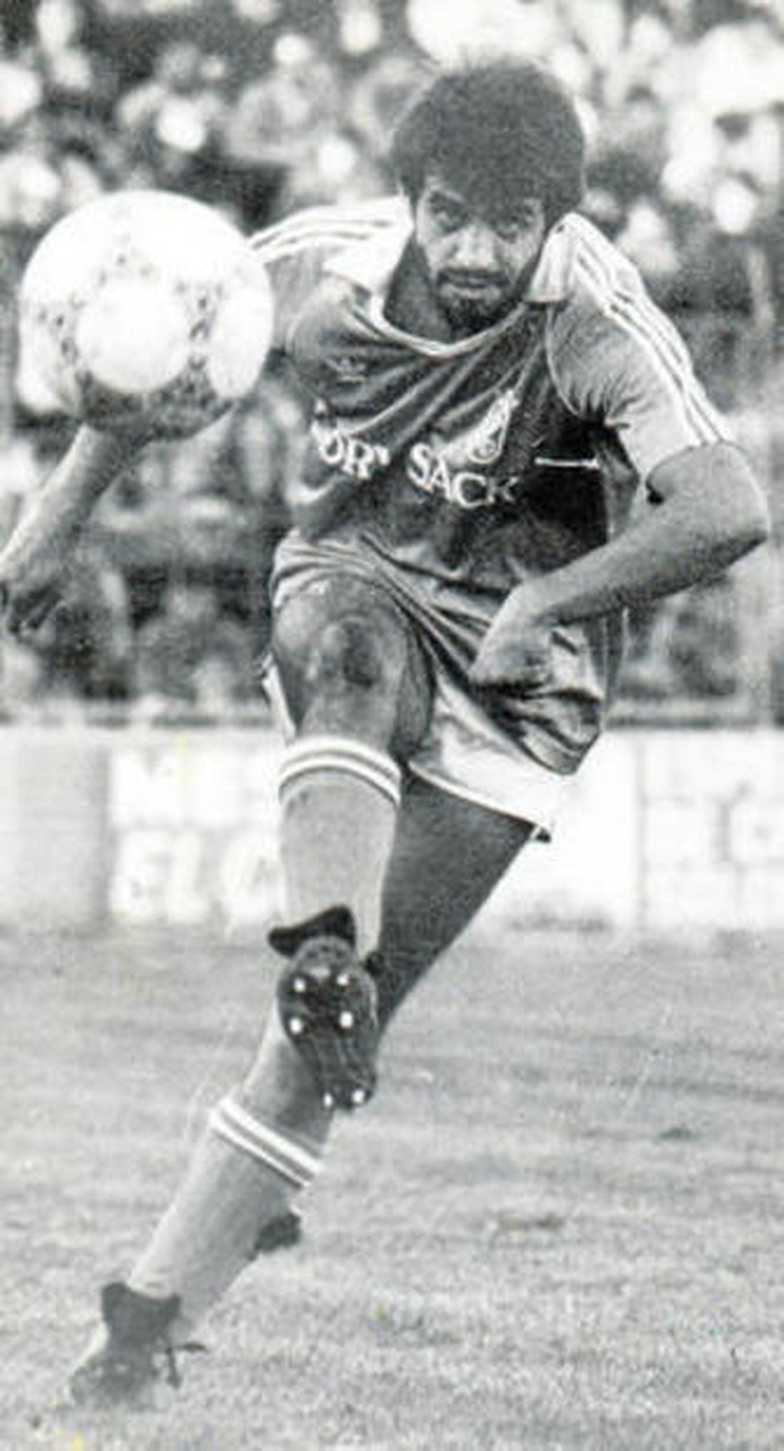 Antonio Torres, con la elástica azulina en la temporada 87/88.