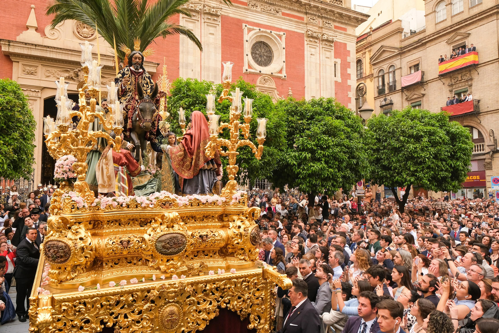 LAS IMAGENES DE LA BORRIQUITA (HDAD DEL AMOR) EN SEVILLA SEMANA SANTA 2024