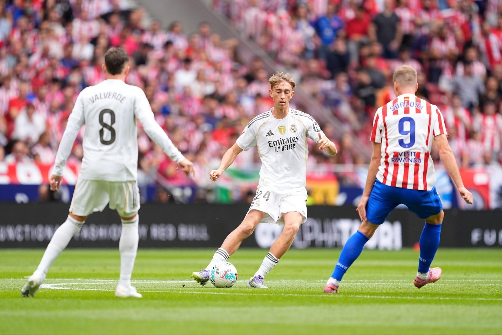 Las mejores fotos del Atlético - Real Madrid