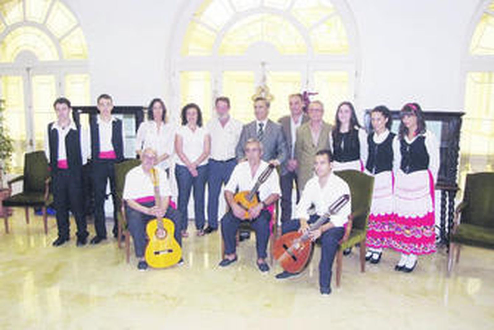 Juan Carlos Usero junto a Caridad Herrerías, Yolanda Callejón, Manuel Escobosa y Adolfo García.