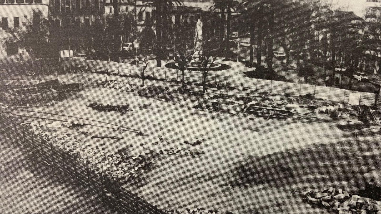 Las obras en la plaza del Mamelón