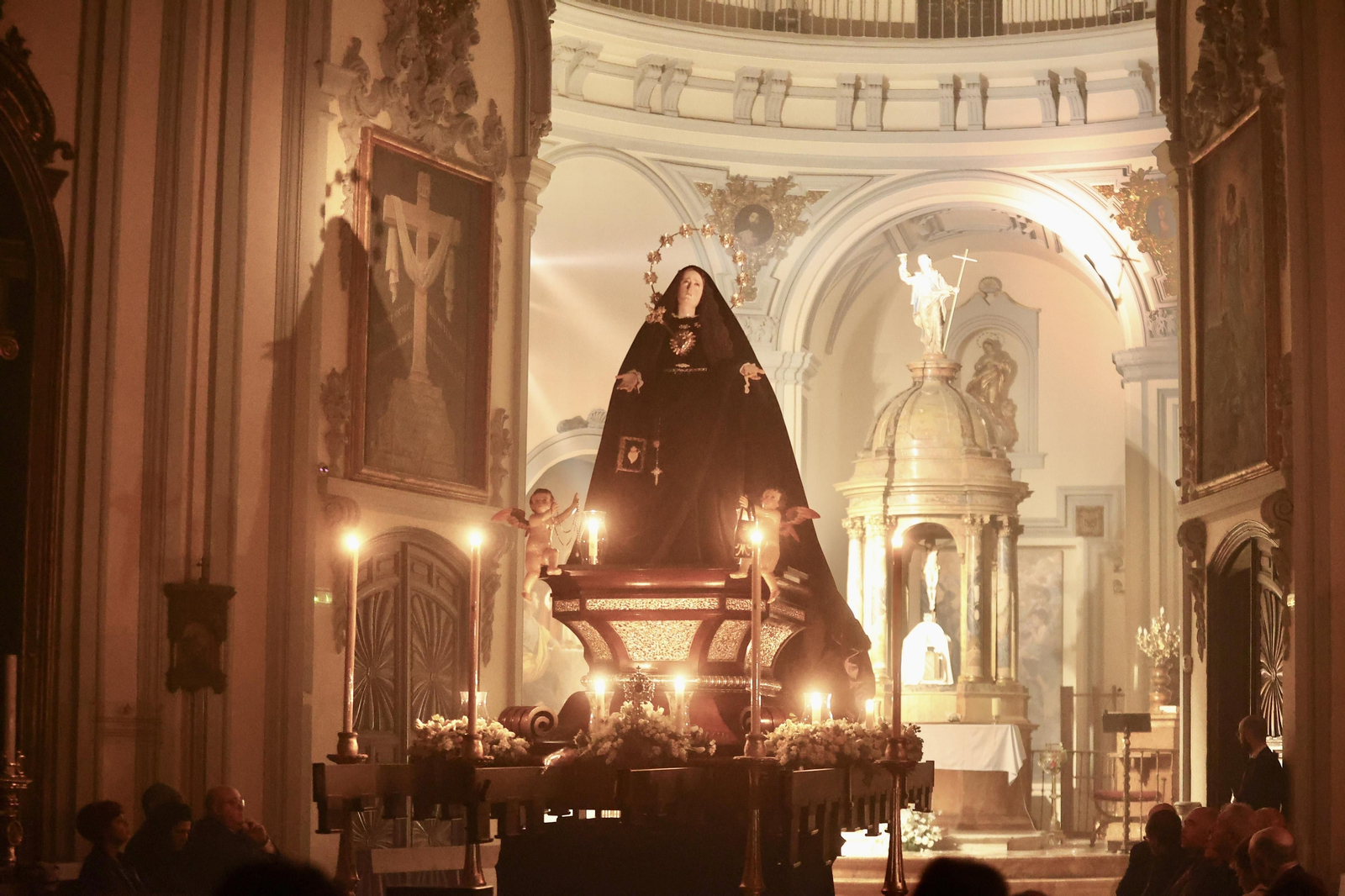 Las fotos de Servitas el Viernes Santo en Málaga Las fotos de Servitas el Viernes Santo en Málaga