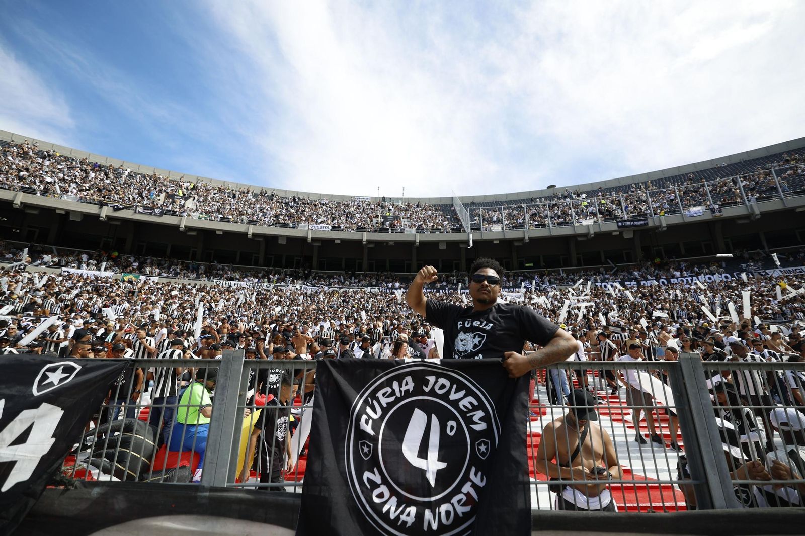 Las fotos de una final de la Libertadores histórica; Botafogo, campeón con 10, ante Atlético Mineiro