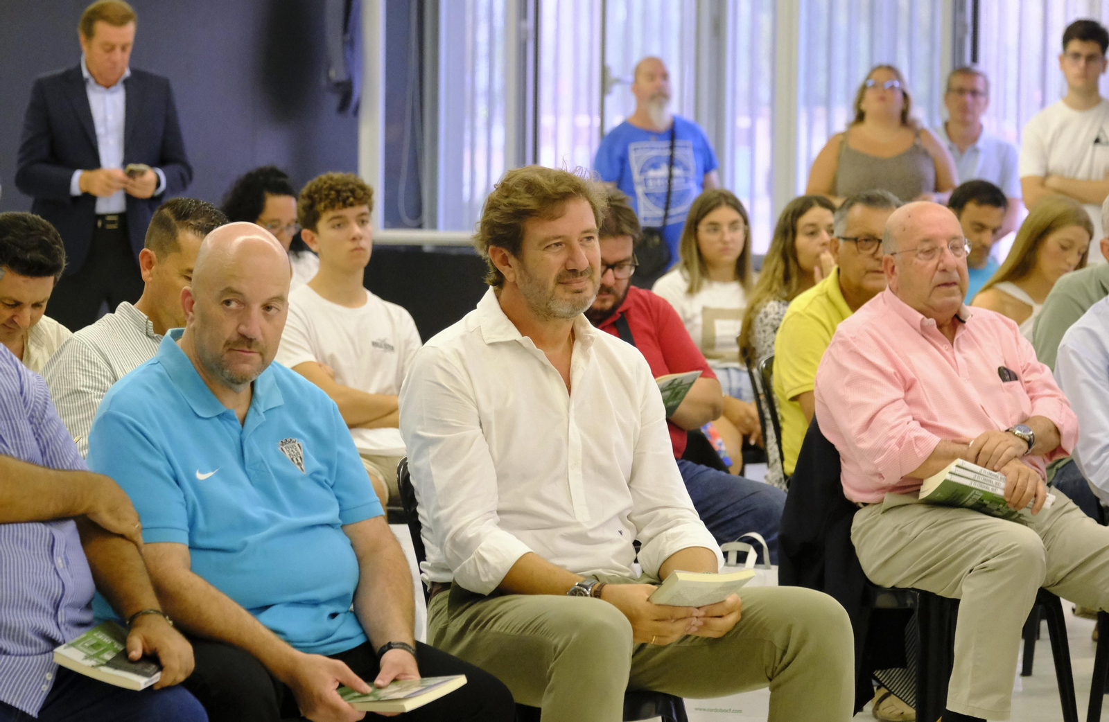 Las imágenes de la presentación del libro '¿Y tu Córdoba, qué?'