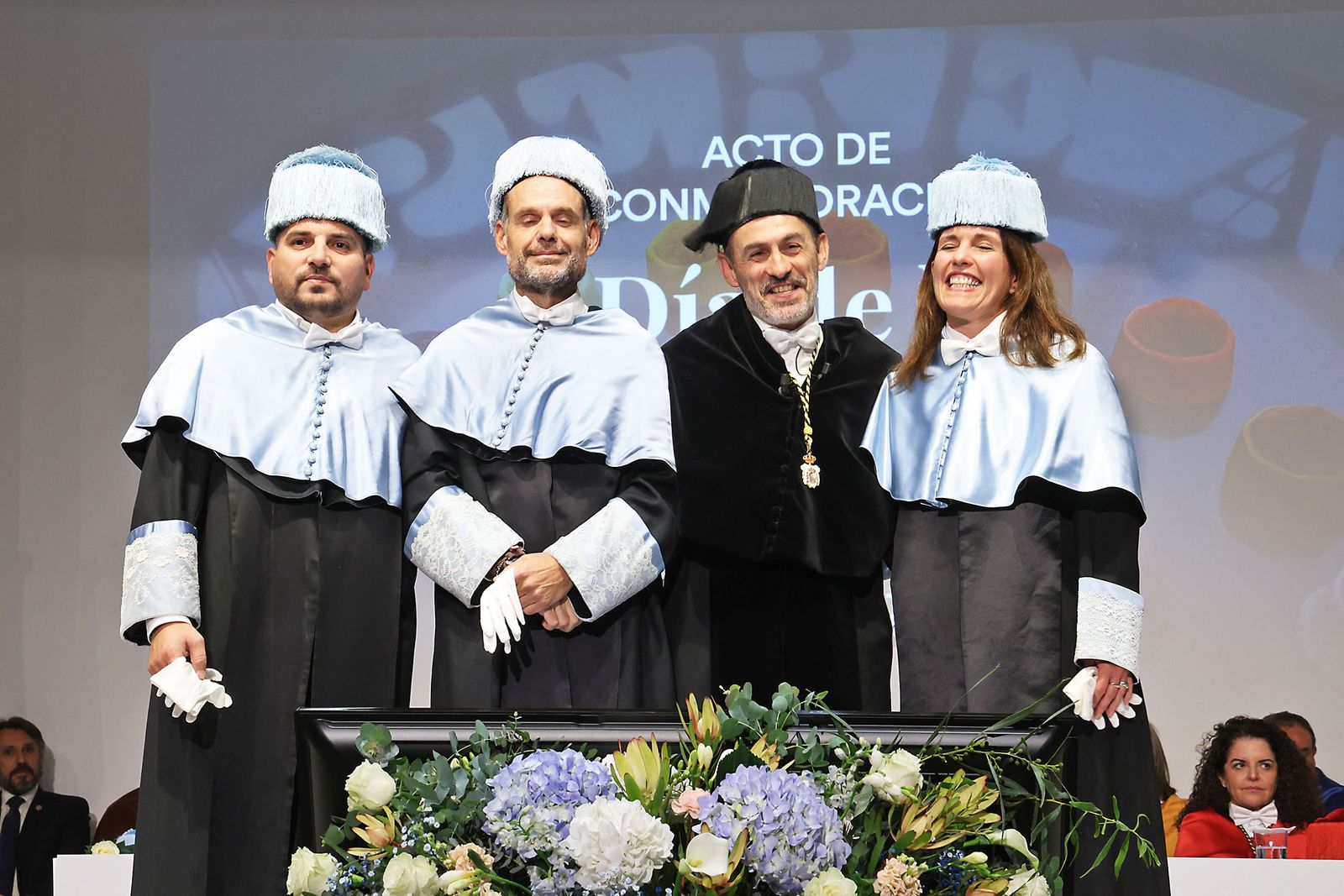 Fotografías de la investidura de los nuevos doctores y doctoras en el acto del 3 de marzo de la universidad de Huelva