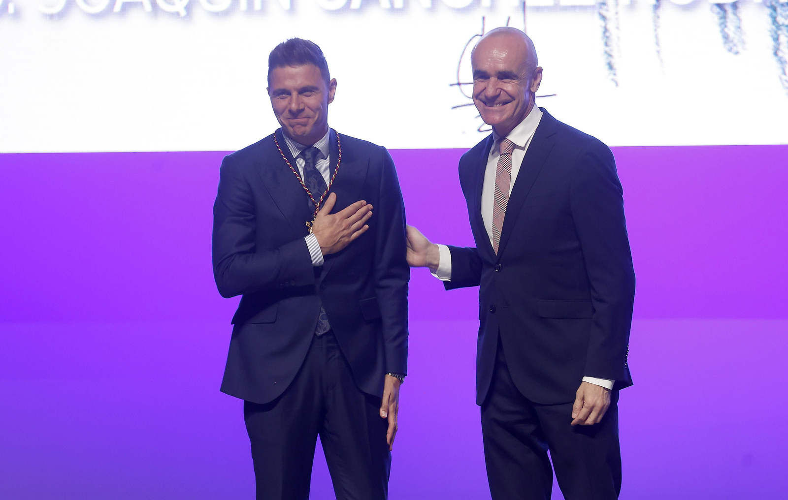 Las imágenes de la entrega de las medallas de la ciudad