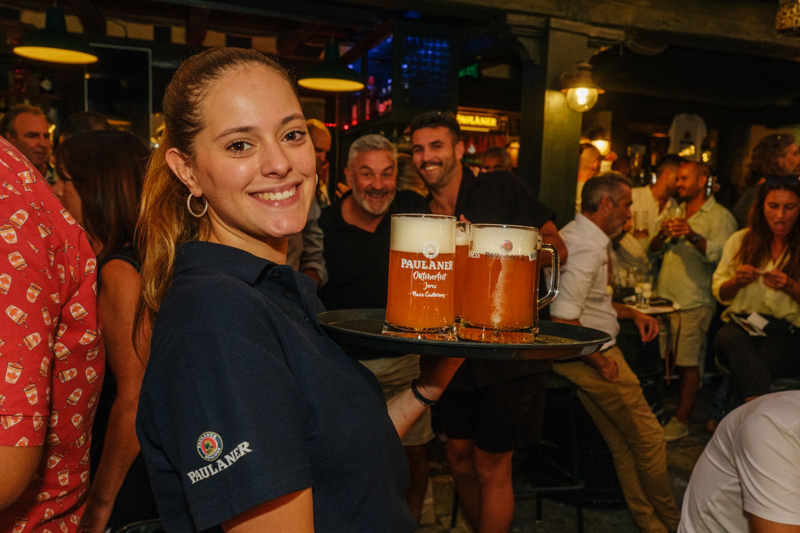 Búscate en el OktoberFest de Plaza Canterbury del viernes día 29 de septiembre