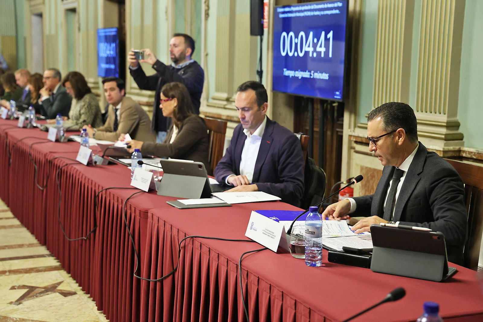 Imágenes del Pleno extraordinario en el Ayuntamiento de Huelva sobre el Presupuesto y el PGOM