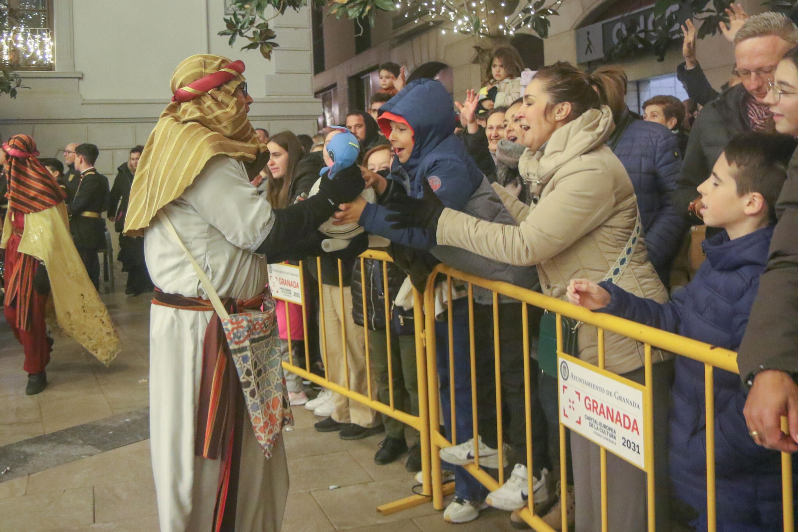 Las mejores fotos de la visita del Heraldo Real a Granada