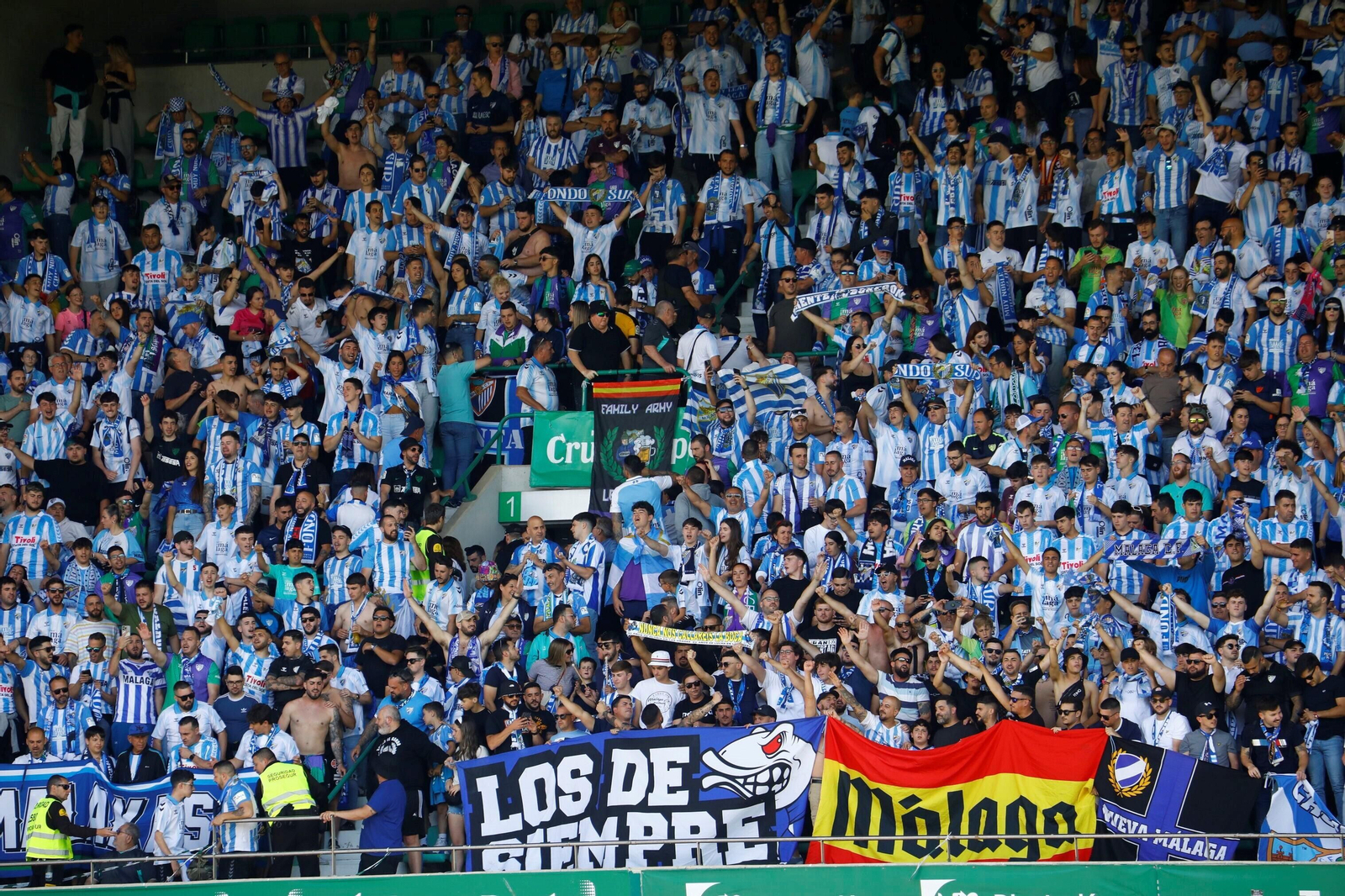 Búscate en el Córdoba - Málaga CF en las gradas de El Arcángel