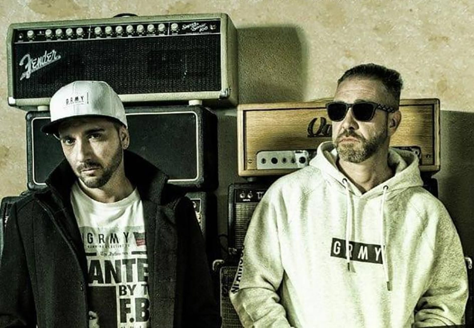 SFDK actúan dentro del cartel del Brota Música