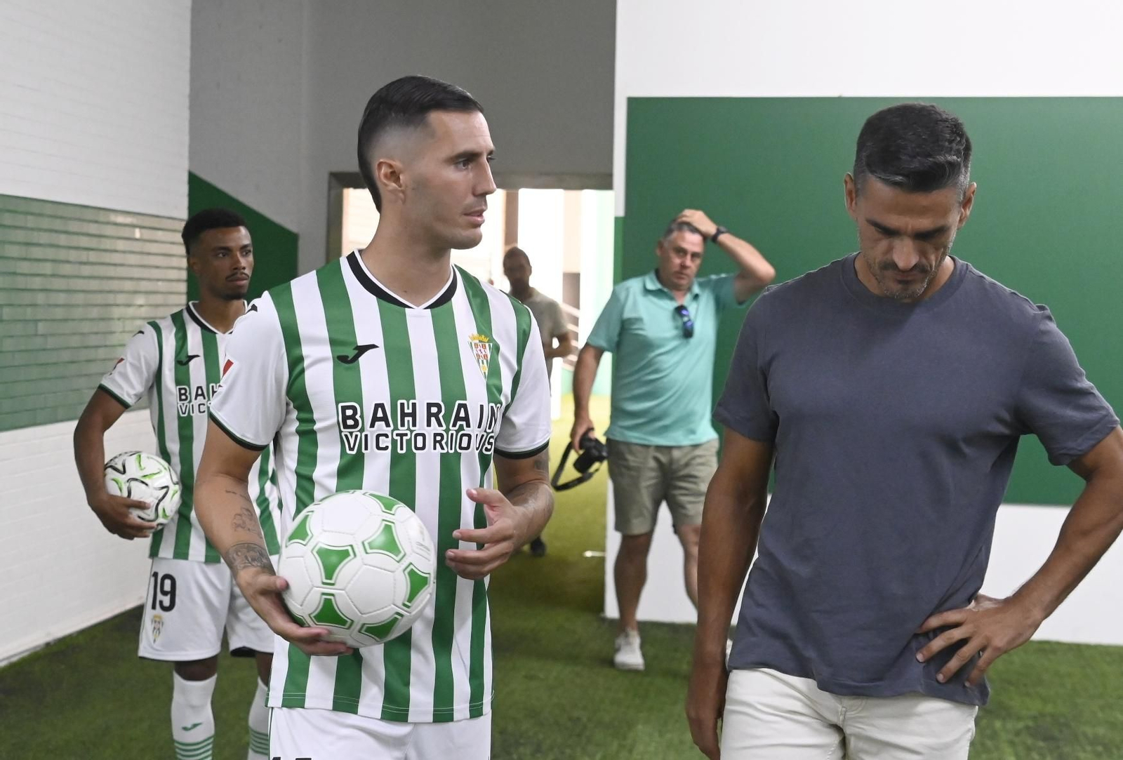 Las mejores fotos de la presentación de Sergi Guardiola y Dalisson como jugadores del Córdoba CF