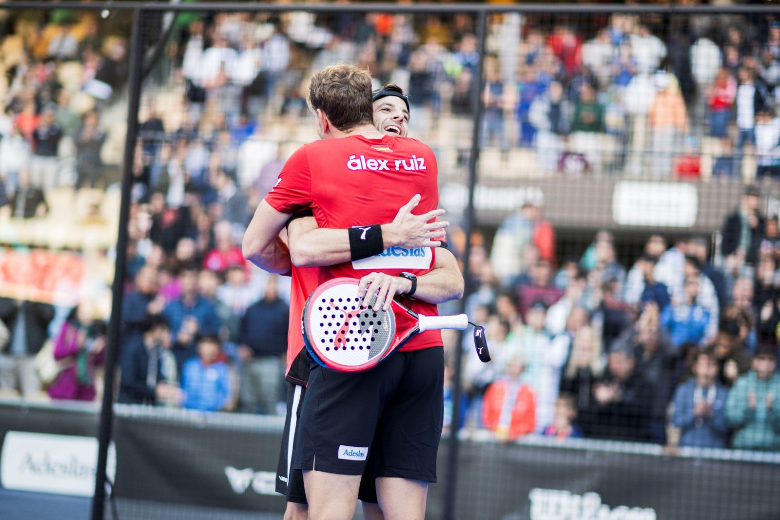 Las mejores fotos de la tercera jornada de pádel en el Estadio de la Cartuja