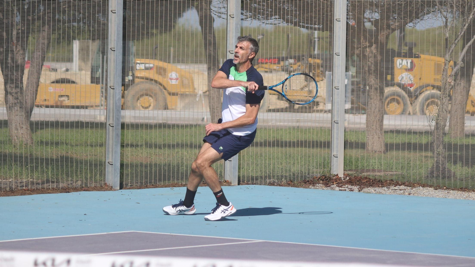 Antonio Cortés, campeón de la final de consolación, durante la final