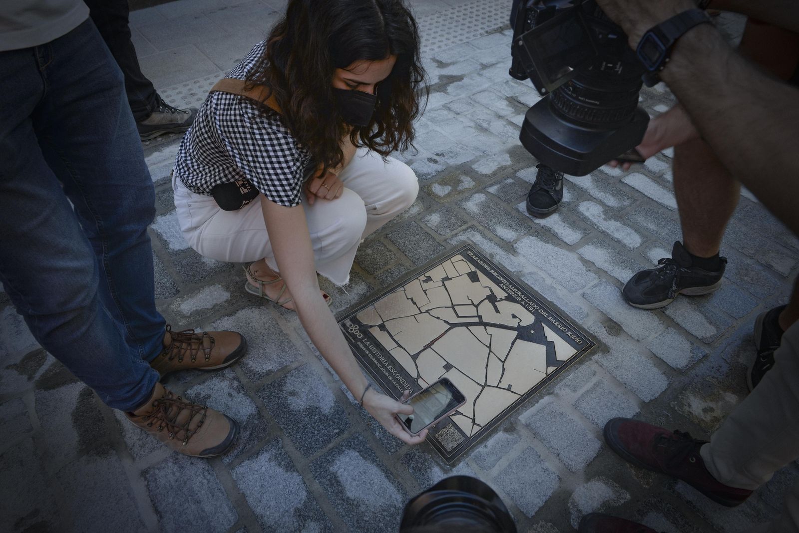 La muralla de la Judería de Sevilla renace virtualmente en Mateos Gago.