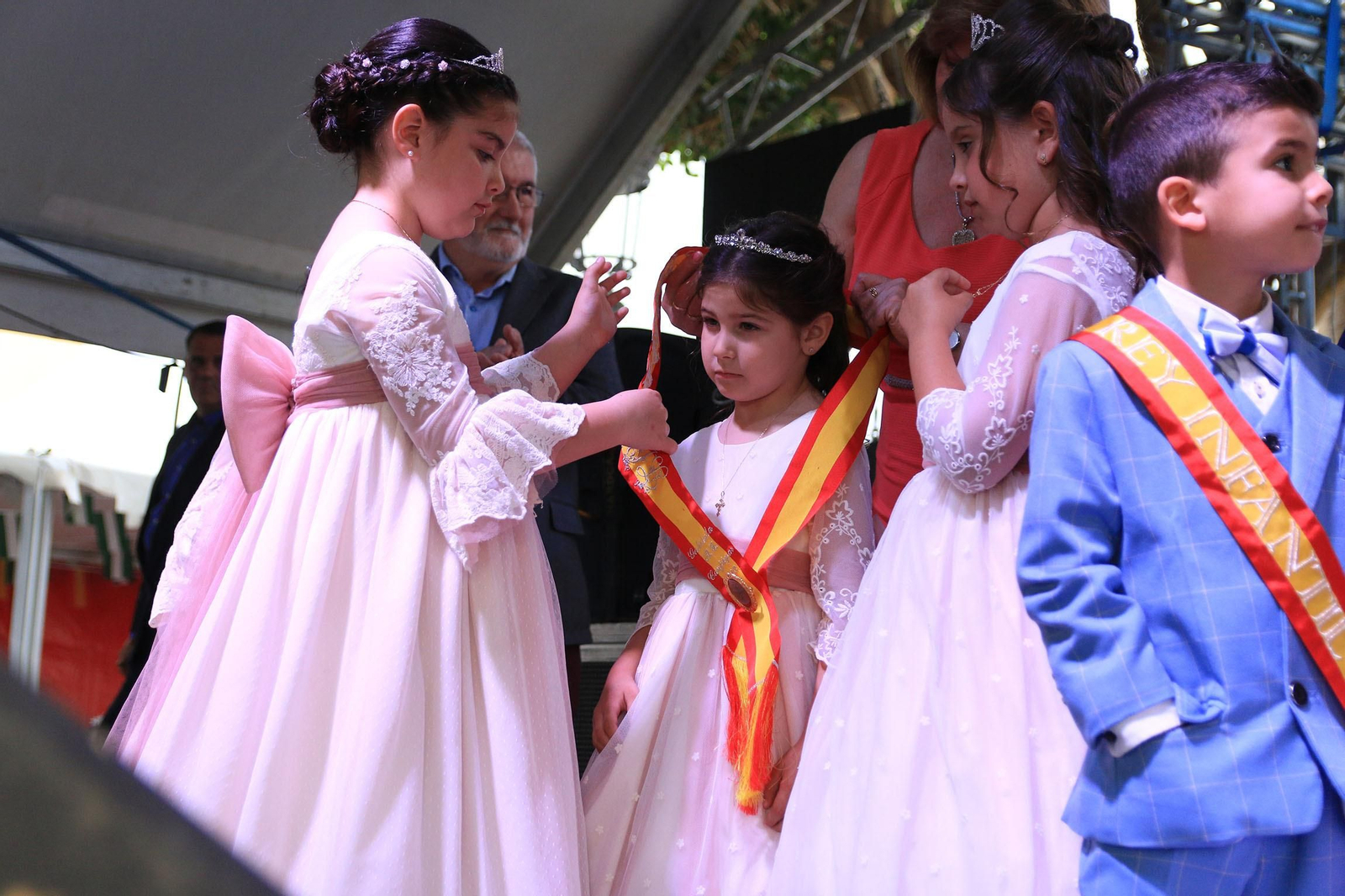 Pregón y coronación de reinas y damas de honor en las fiestas de Canjáyar