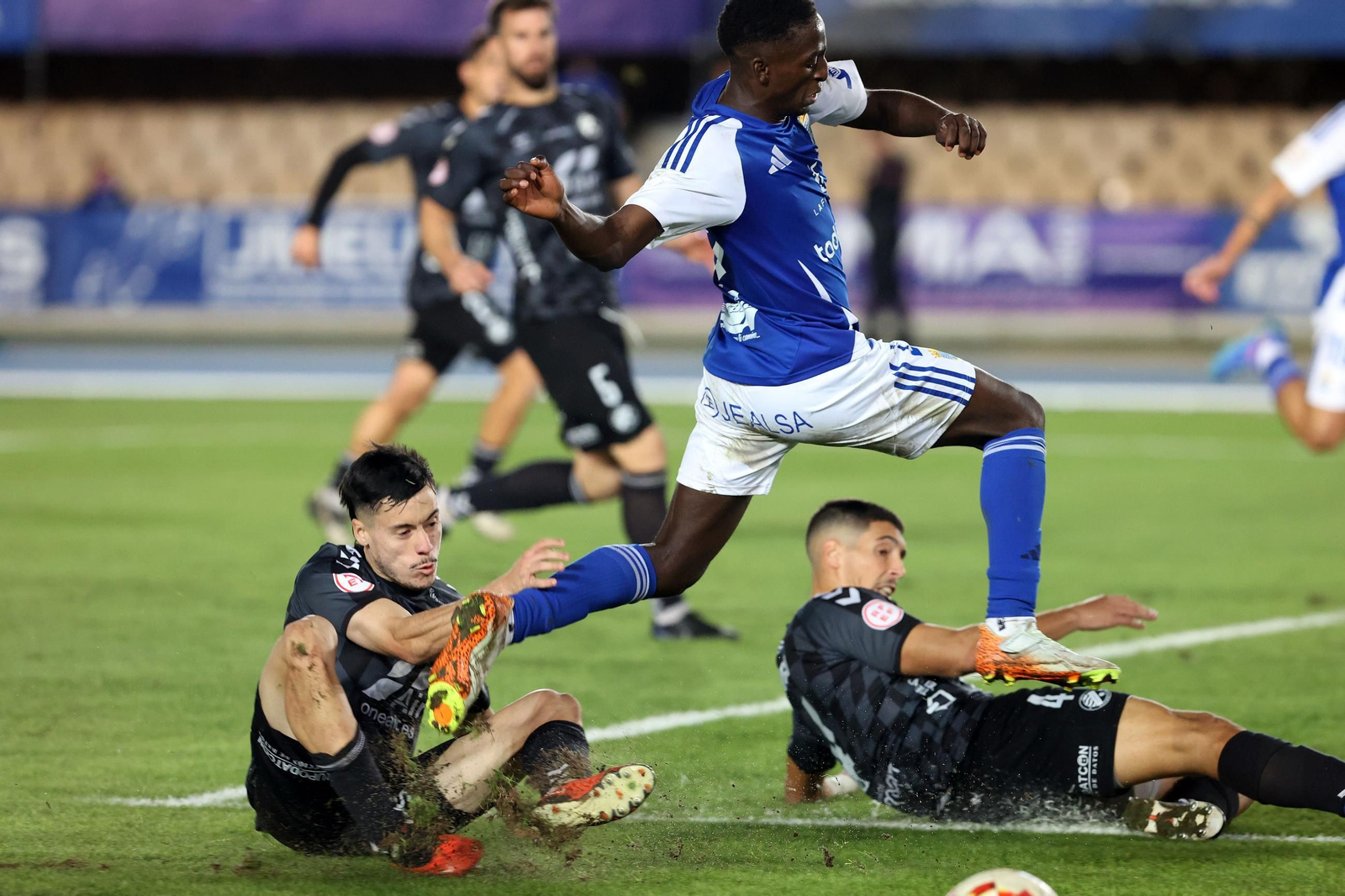 Imágenes del derbi entre Xerez CD y Xerez DFC en Chapín
