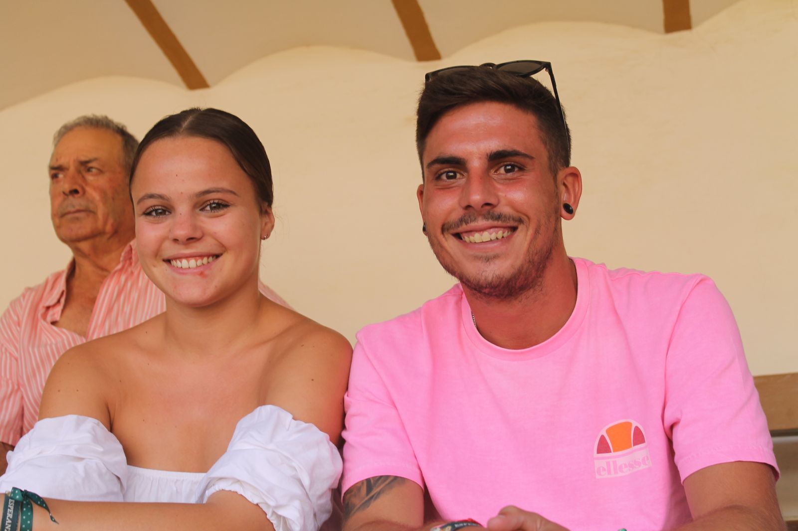 Fotogalería ambiente cuarto festejo tuarino. Feria Almería 2019