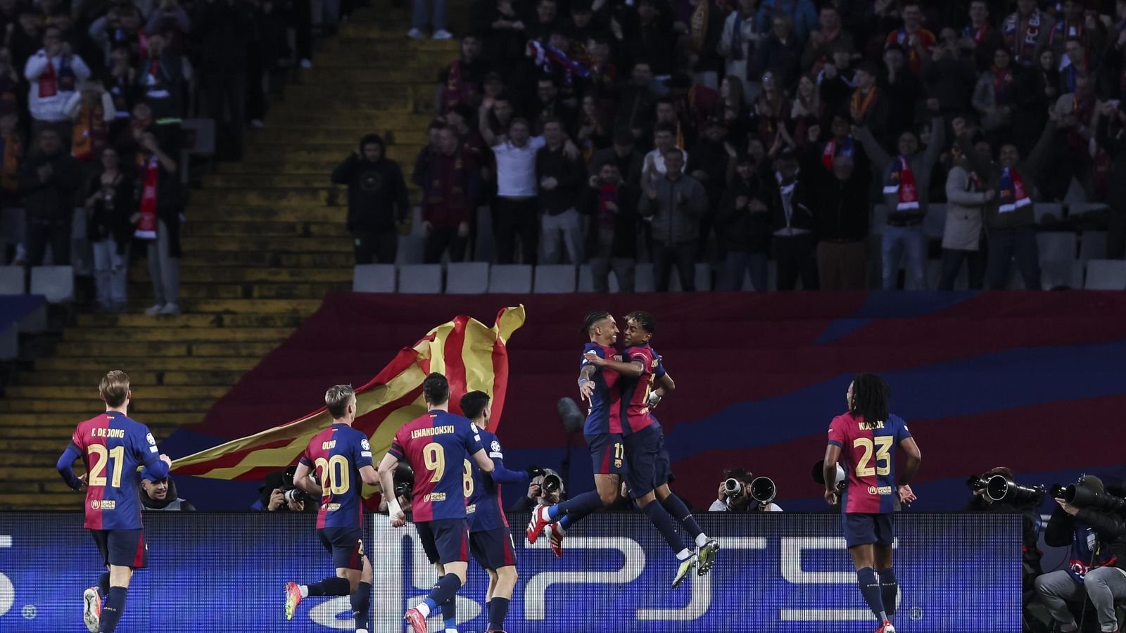 Las fotos del Barcelona-Benfica