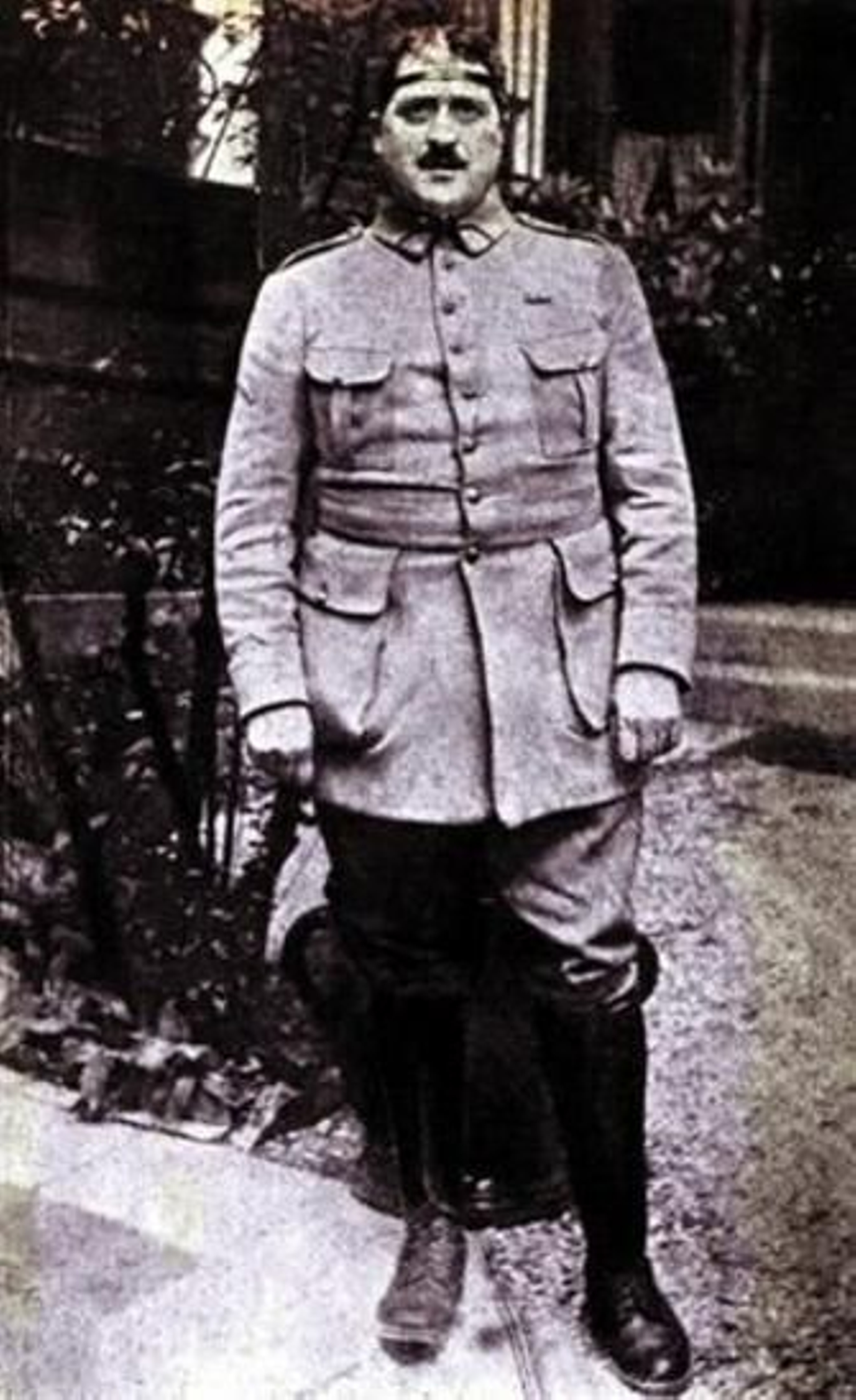 Apollinaire  luchaba en pleno frente en la Primera Guerra Mundial.