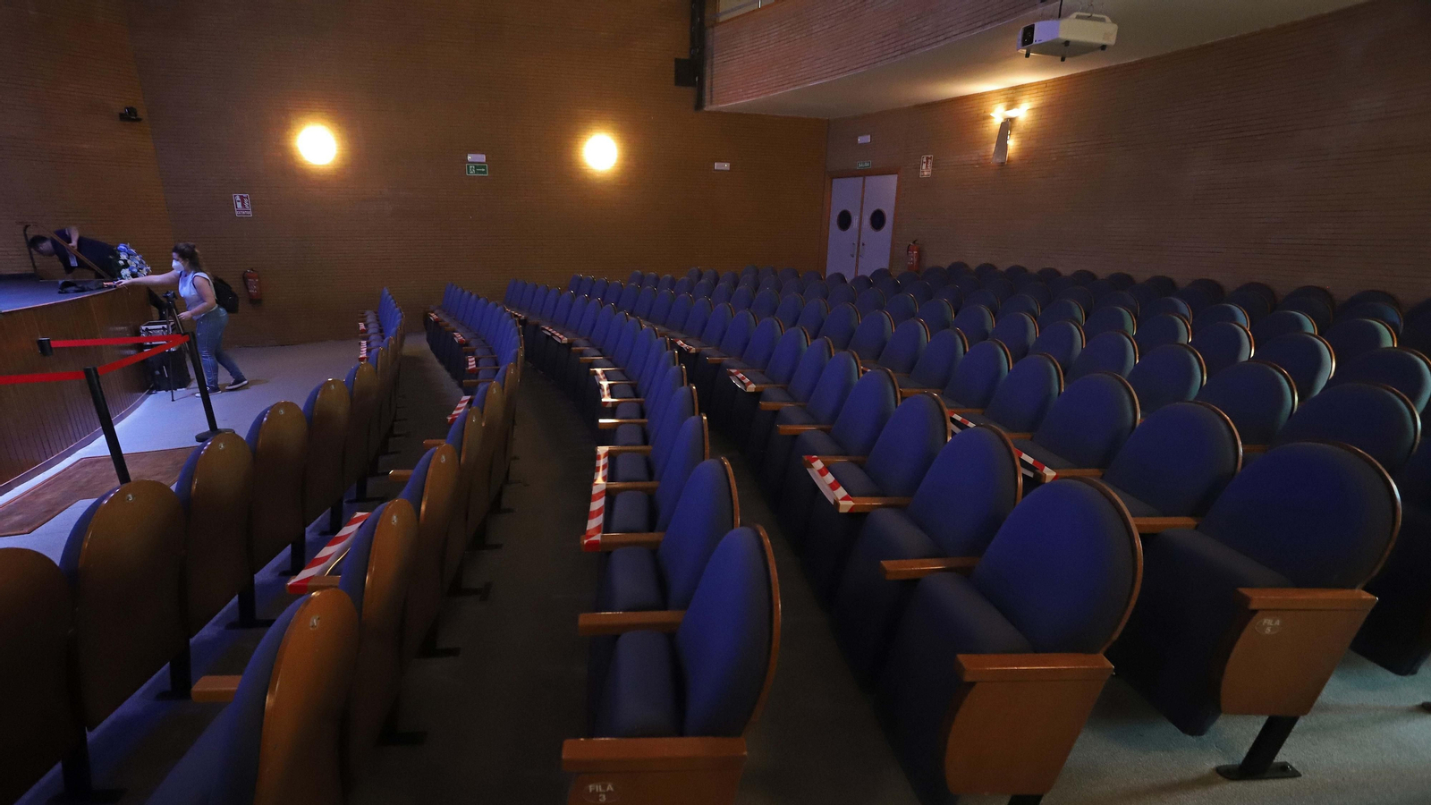 Fotos del teatro La Velada en La Línea