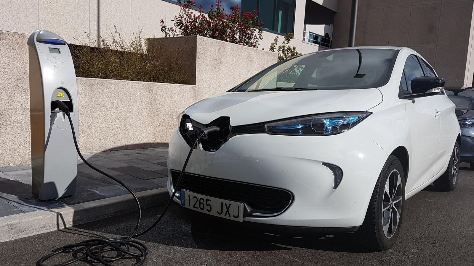 Los eléctricos no tendrían ninguna limitación en 2040.