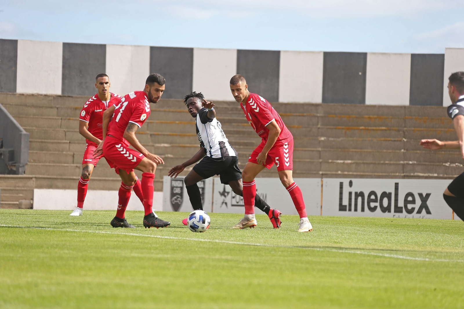 Un lance del Balona-Tamaraeite de la primera vuelta