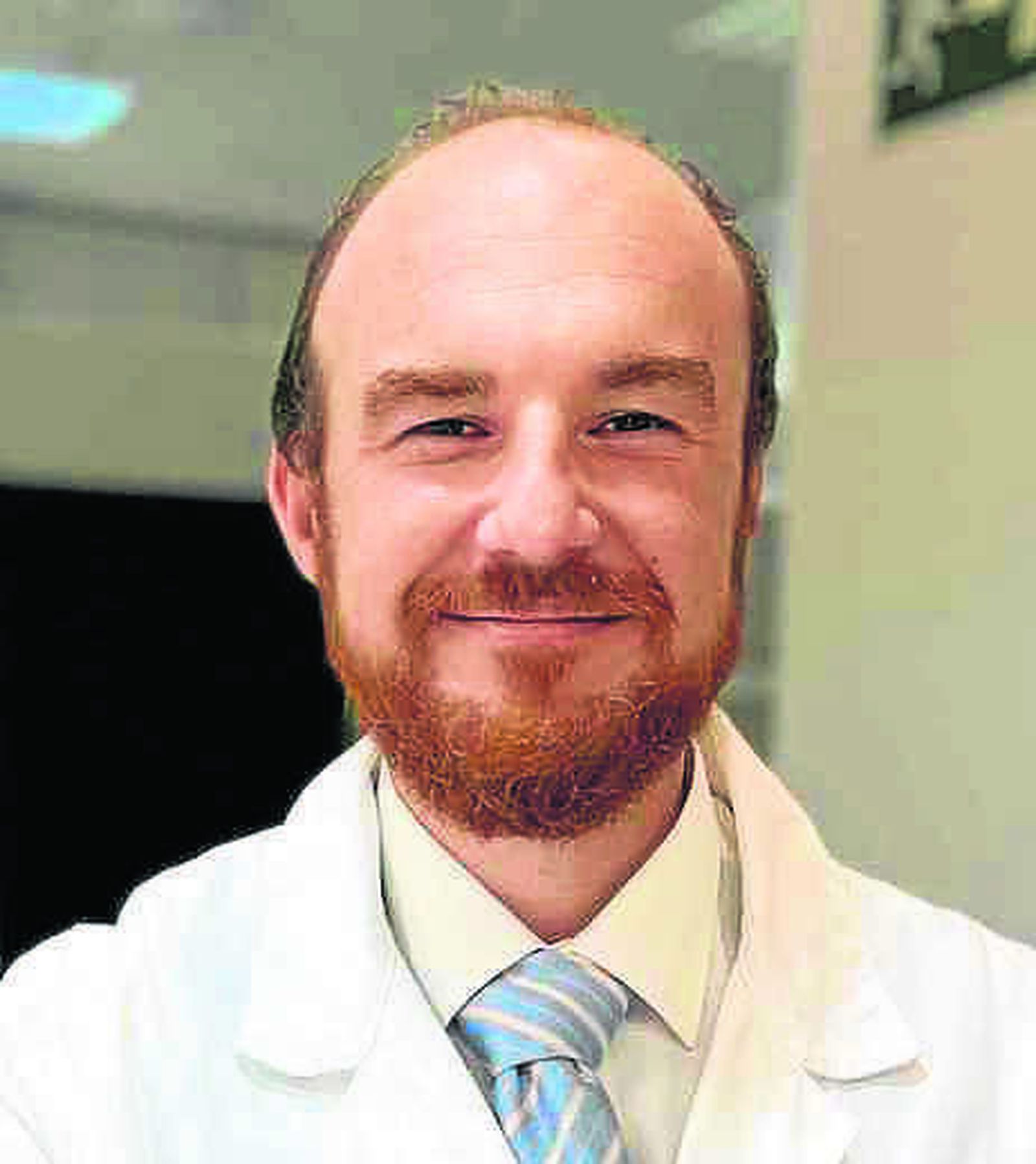 Antonio Gutiérrez, Director Médico.