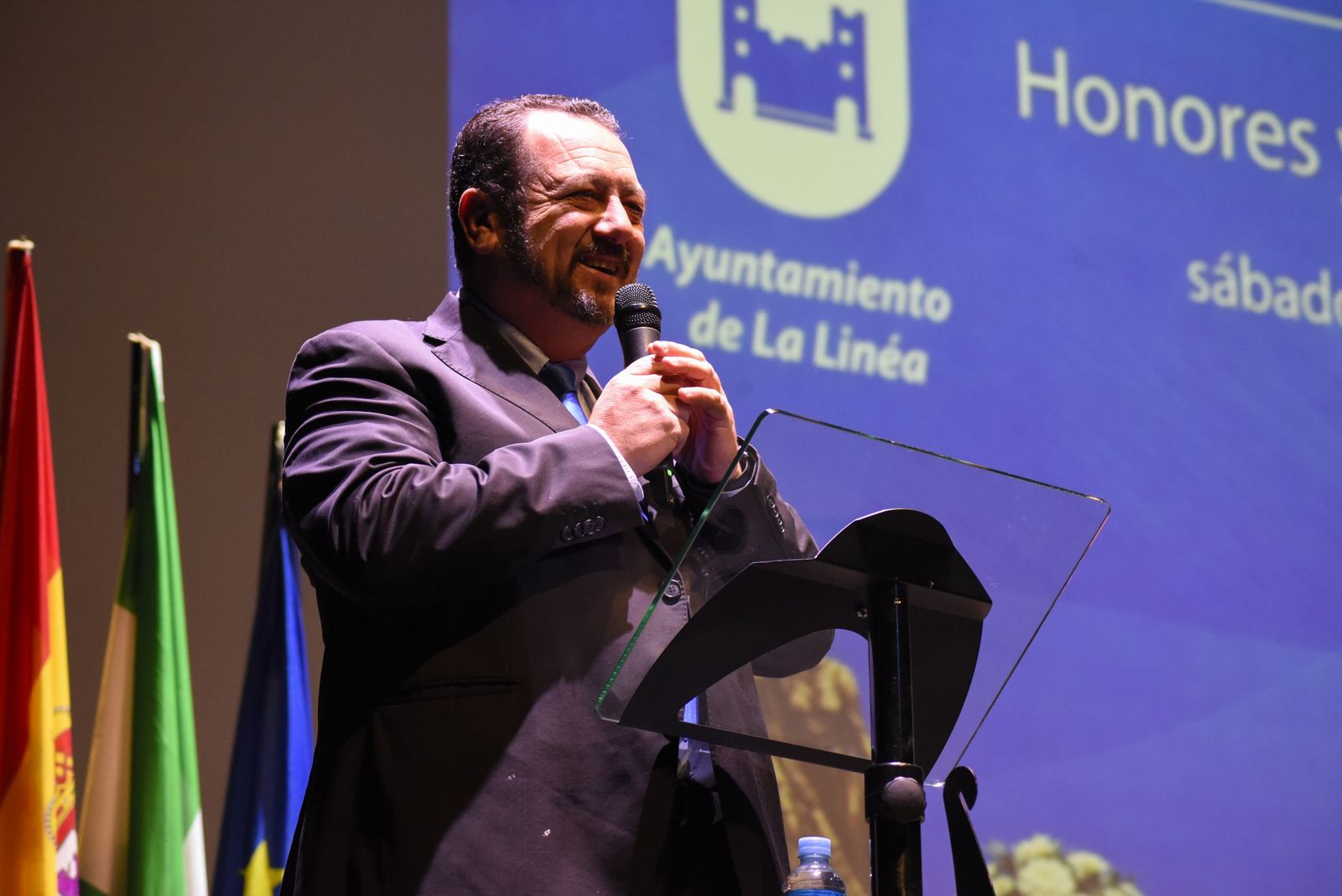 Fotos del Pleno extraordinario de entrega de honores y distinciones por el 156 aniversario de La Línea