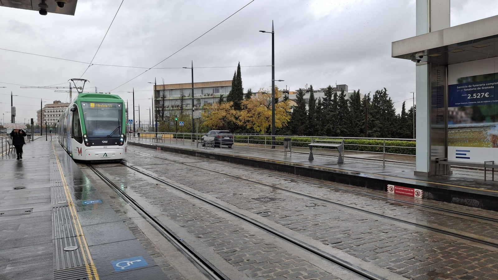 Un Metro llega a la parada del PTS esta mañana. Un Metro llega a la parada del PTS esta mañana.